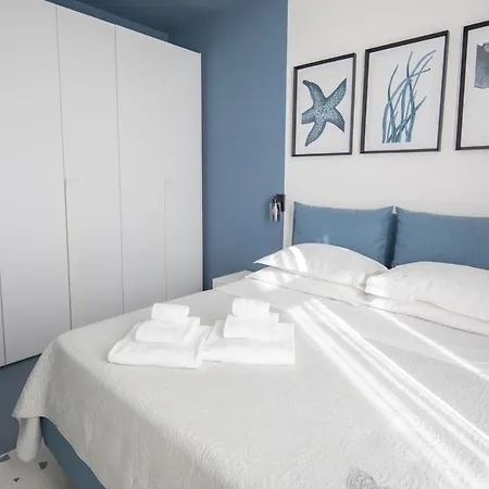 Апартаменты Casa Giu Light And Design With A Living Terrace Искья
